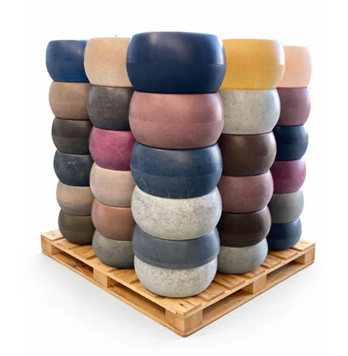 Bacs ou pots de jardin réalisé en matériaux biosourcés et rotomoulés